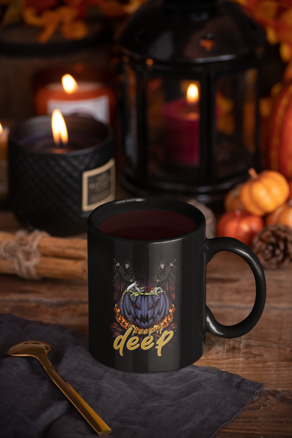 Spooky Cauldron - Schwarze glänzende Tasse